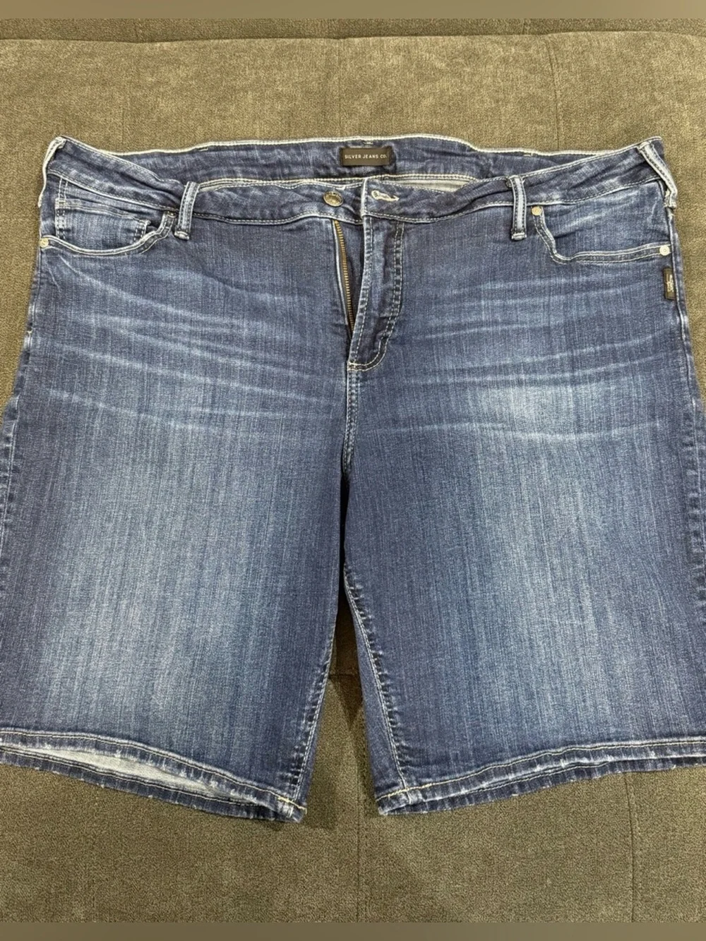 Silver Jeans Co. | 2 Pairs Suki Plus Bermuda Shorts | 24Wx10